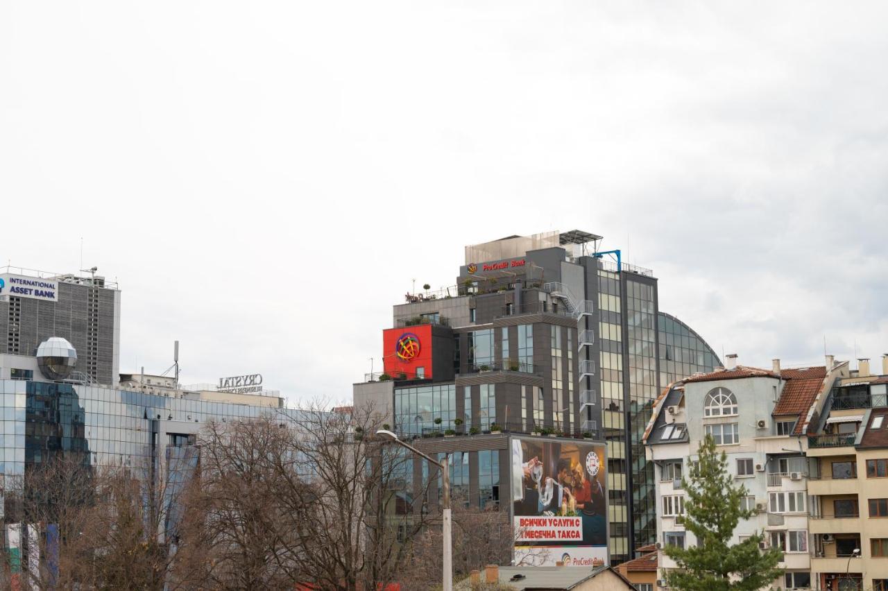 Sunny 1Bdr Apartment Near Center София Екстериор снимка